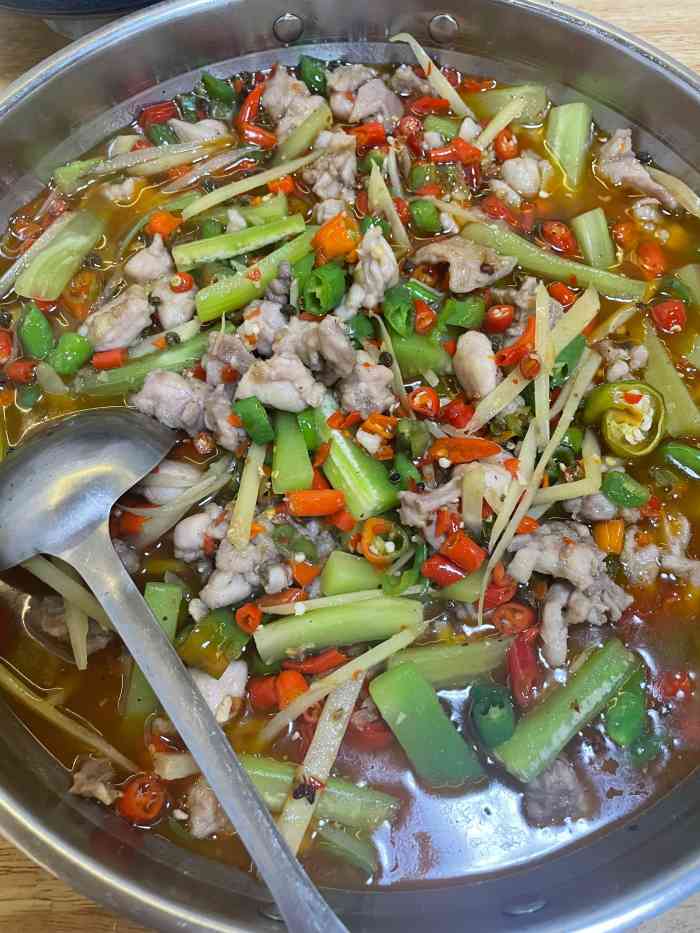 盐帮兔(岳麓店)-"一直想打卡这家店,这次来了岳麓区这家.停.