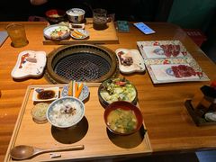 -肉魁屋·烧肉·烧鸟·酒场(高新店)