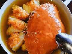 鸡油花雕蒸三门蟹-杭州西子湖四季酒店·金沙厅