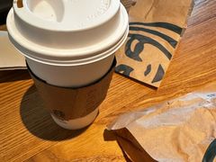 -星巴克(珠海仁恒滨海中心店)