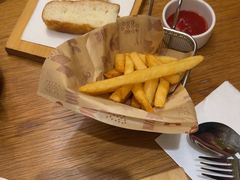 -菲滋意式餐厅(上虞万和城店)