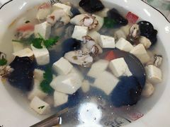 海蛎豆腐汤-宾朋海鲜特色美食餐厅·纯手工鲅鱼水饺(兴海路店)