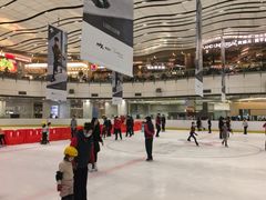 -冰纷万象滑冰场(沈阳万象城店)