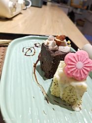 -十月日记高端孕妈妈摄影(黄金大厦店)