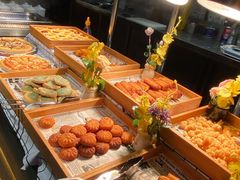 -领鲜活海鲜榴莲自助火锅(东门店)