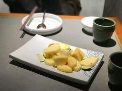 青柠檬拌鲜菠萝-云海肴·汽锅鸡·云南菜(高德置地店)