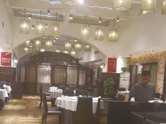 -毛家饭店·30年融合新湘菜(汉峪金谷店)