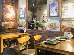 大堂-阿彬生炒牛肉面(解放路店)