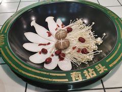 -有拈头成都市井火锅(柳市店)