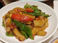 -乡村馕坑肉·烧烤·新疆菜·本地人更爱吃(阿勒泰首店)