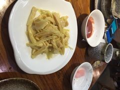 滇香肴云南蒸汽石锅鱼(云南北路店)-滇香肴·云南菜蒸汽石锅鱼(云南北路店)