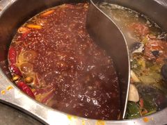 -重庆风光老灶火锅城(同德广场店)