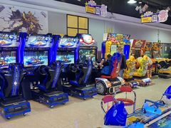 -嘻哈欢乐场(华宇广场店)