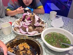 -巴特餐饮6加1音乐餐吧·新疆菜
