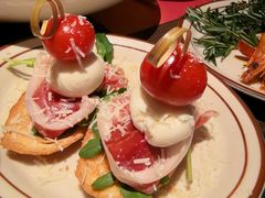 西班牙伊比利亚火腿Tapas-ZAFFERANO西班牙海鲜饭(上海首店)