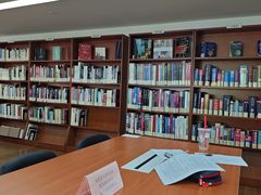 -上海市静安区图书馆(新闸路馆)