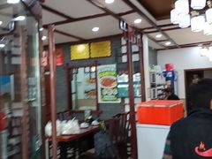 -湖南人家湘菜馆(镇江路店)