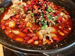 水煮牛排砂锅-破三川·新川菜(静安大融城店)