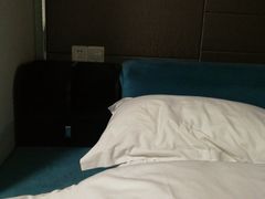 -寓米精品公寓(普君北路地铁站店)