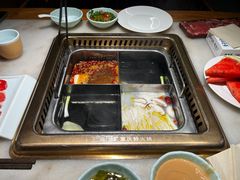 -巴渝瓦肆重庆鲜火锅(宝龙环湖店)