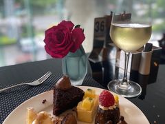 -圣丰索菲特·2 On 988 Café 自助餐厅