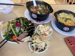 -闫家驴肉老店(华电一校店)
