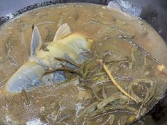 -山妹子铁锅炖
