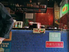 -肥汁米蘭香港米线(定西路店)