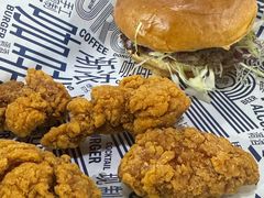 -TRIPS BURGER(大钟寺店)