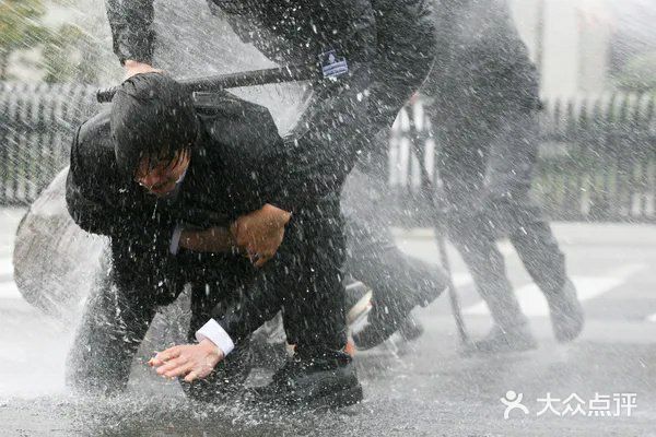 我敬韩国电影人是群汉子