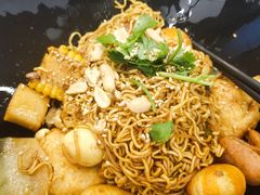 -醉人椒麻辣香锅(王府井喜悦店)