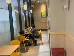 -德克士(安新百隆购物店)