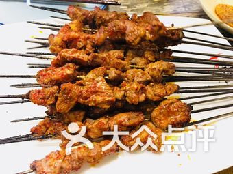 利通区烧烤店：美味与文化的交融