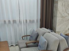 -优诺口腔·VIP尊享中心(爱建机构)