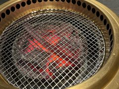 -铭牛烧肉·和牛海鲜自助(高新月牙湖店)