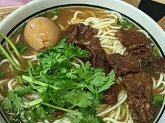 -小马牛肉面·牛骨熬制(南京博物院店)