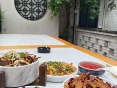 -浮何烤铺(桐梓林店)