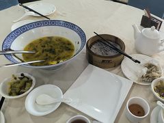 -方鼎食府