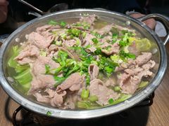 -肖四女乐山跷脚牛肉(世博源店)