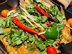 香茅草烤罗非鱼-云海肴·汽锅鸡·云南菜(美罗城店)