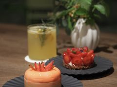 -潮一不贰·法式甜品·生日蛋糕·西式简餐(外滩店)