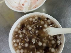 -芳婆糕团店(王府大街店)