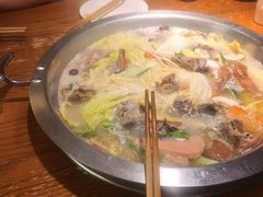 -佬土鹅肠火锅(解放路店)