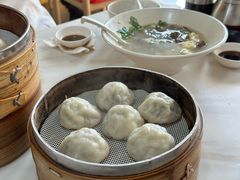 菊叶汤包全套鸭血粉丝汤-百年尹氏汤包(湖南路狮子桥店)