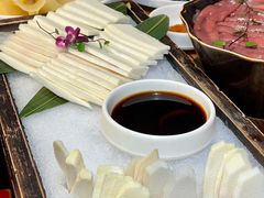 -小龙翻大江文化火锅(太古里店)