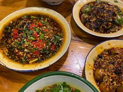 -拈签一笑黄牛肉辣卤串串