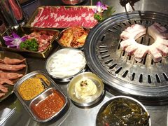 -哈哈碳都·牛肋条无限自助烤肉(宝龙店)
