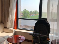 -兴芮温泉度假区