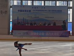 -冰纷万象滑冰场(深圳万象城店)