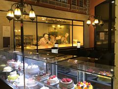 面包甜点陈列柜-味多美蛋糕(航天桥店)